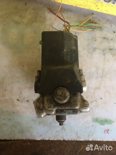 Блок управления ABS Mercedes-Benz E-класс