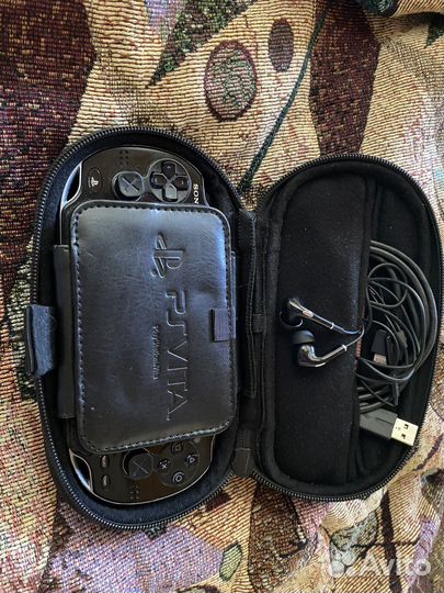 Прошитая приставка Sony PS Vita