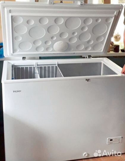 Морозильный ларь Haier HCE319R