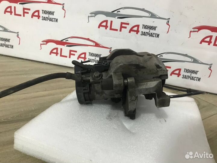 Задний тормозной суппорт Mercedes W253 GLC R