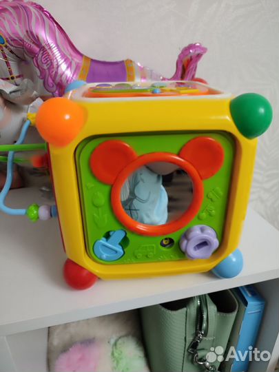 Бизикуб Жирафики