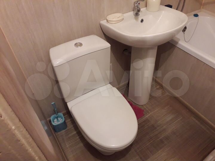 2-к. квартира, 43 м², 2/5 эт.