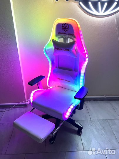 Компьютерное кресло игровое
