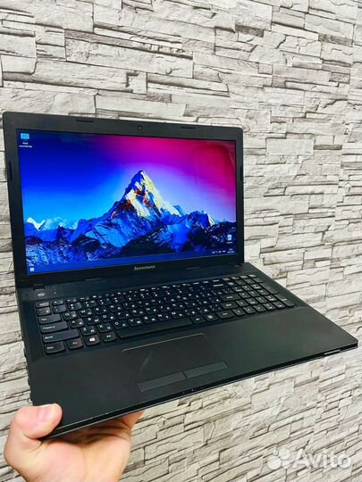 Ноутбук Lenovo с гарантием