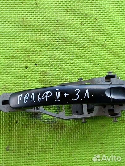 Ручка задней левой двери гольф-5+