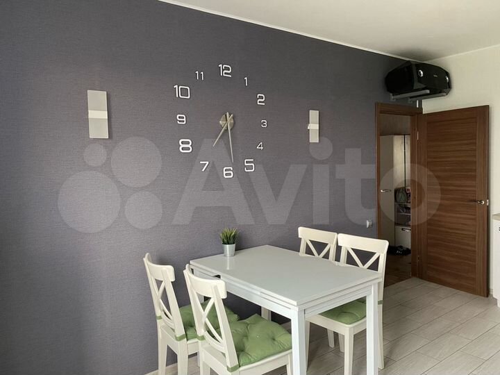 3-к. квартира, 82 м², 13/16 эт.