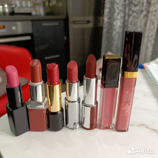 Помады +блески лотом 7 шт