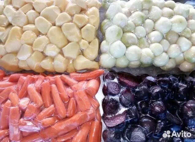 Очищенные овощи в вакуумной упаковке