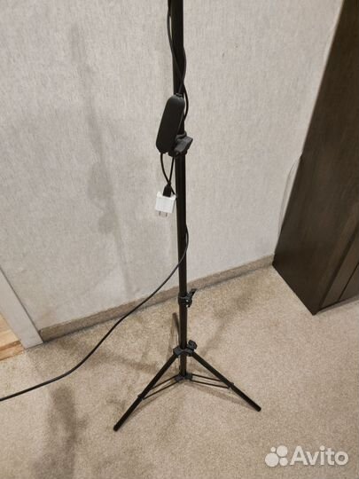 Кольцевая лампа со штативом