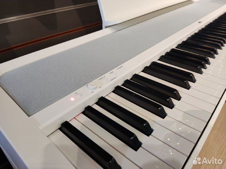 Korg B2SP-WH - Цифровое пианино (новое)