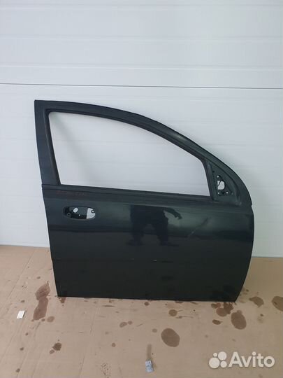 Дверь передняя правая chevrolet aveo т250,А1-12