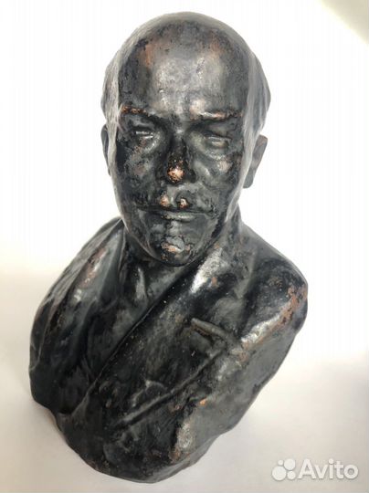 Бюст Ленина