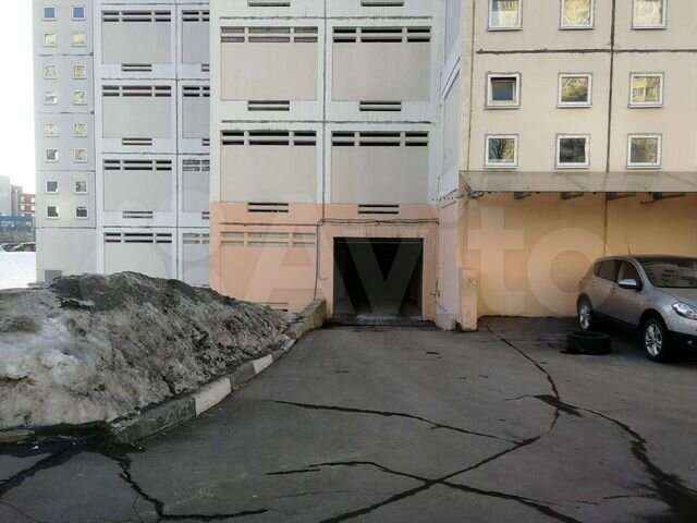 Гараж, > 30 м²