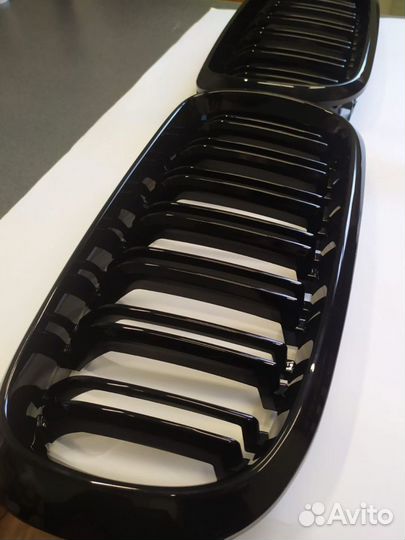 Решетка радиатора ноздри BMW F15 F16