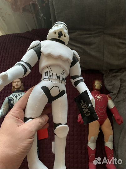 Игрушки marvel и star wars