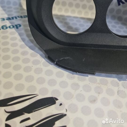 Накладка центральной консоли от Mitsubishi Lancer