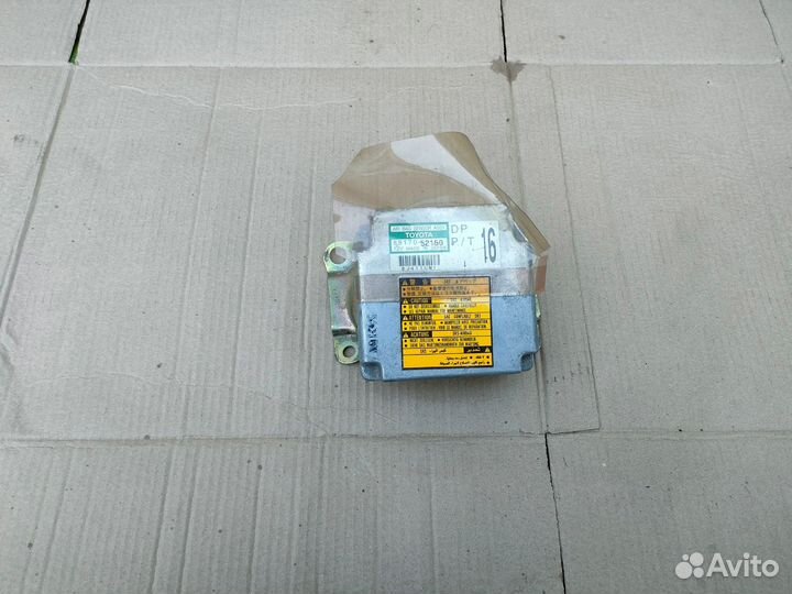 Блок управления AIR-BAG Toyota bB I