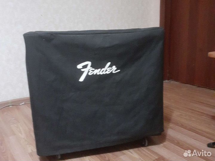 Басовый комбоусилитель Fender Rumble 100