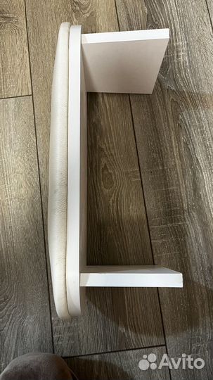 Подставка для рук маникюрная белая