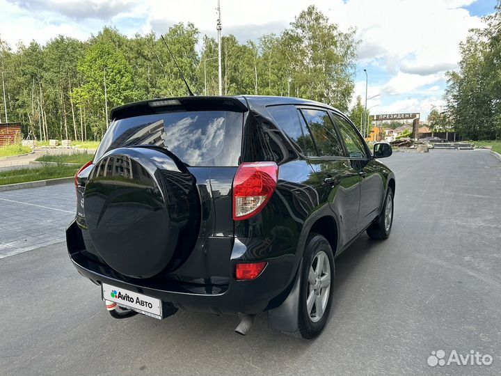 Toyota RAV4 2.0 AT, 2008, 237 000 км