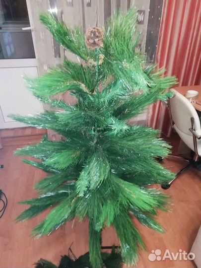 Елка искусственная сосна с шишками 150см