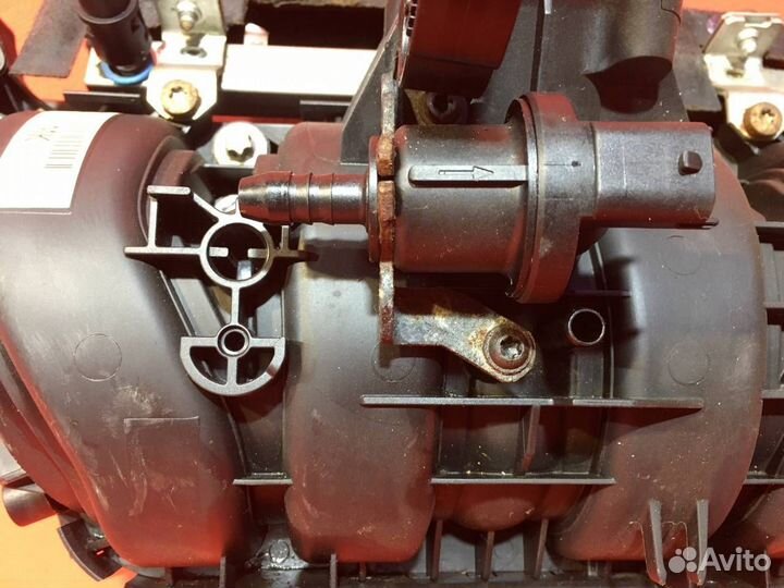 Коллектор впускной для Opel Astra H Z14XEP (Б/У)