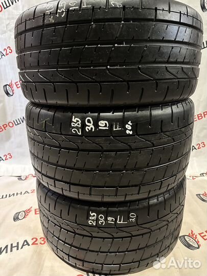 Pirelli P Zero Corsa Asimmetrico 2 245/35 R19 и 285/30 R19 93Y