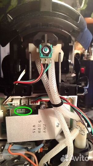 Капсульная кофеварка в разбор