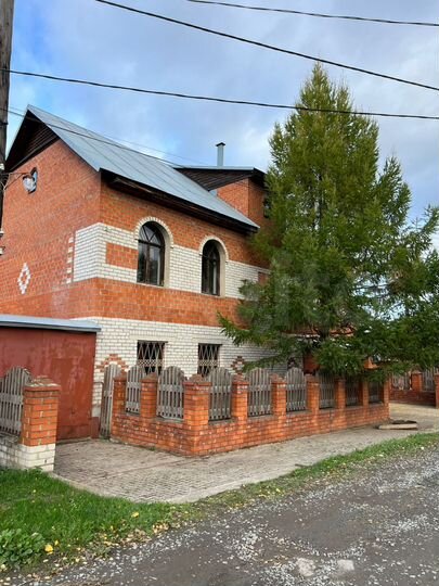 Дом 249 м² на участке 20 сот.