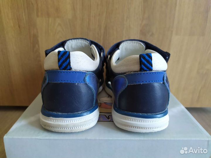 Сандалии Сказка 25