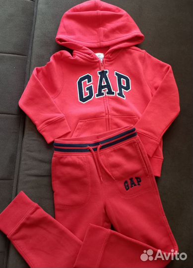 Костюм новый Gap 5T