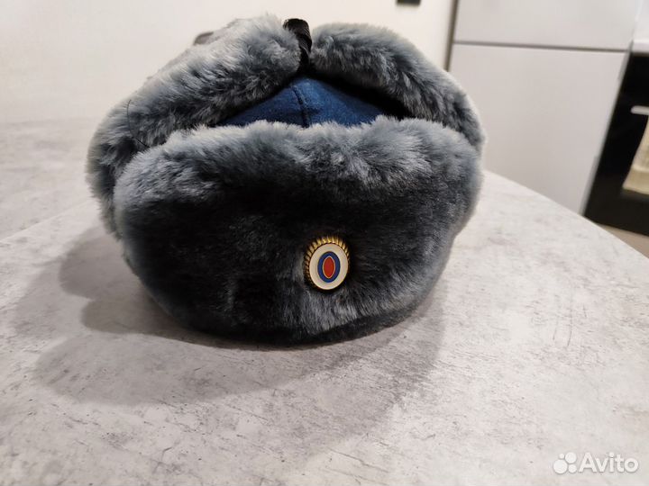 Мужская зимняя шапка 56 размер