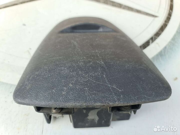 Пепельница передняя Mercedes W638