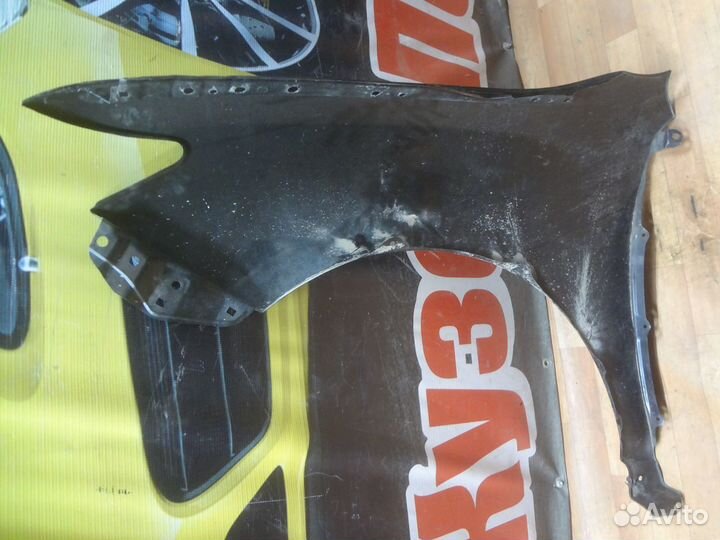 Крыло переднее правое Toyota Camry V50 V55