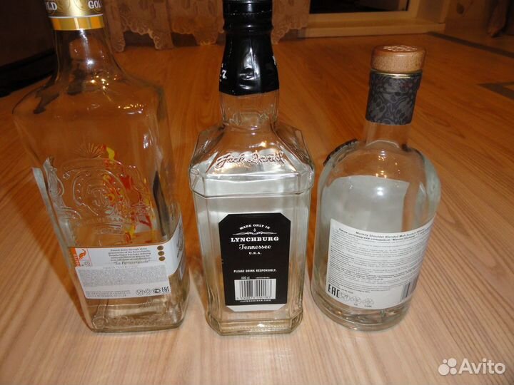 Бутылки из под алкоголя