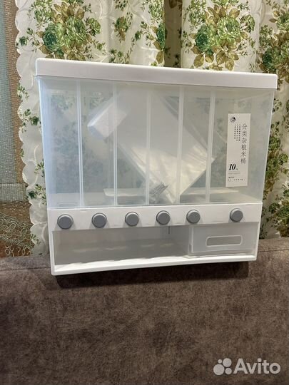 Контейнер для хранения сыпучих продуктов