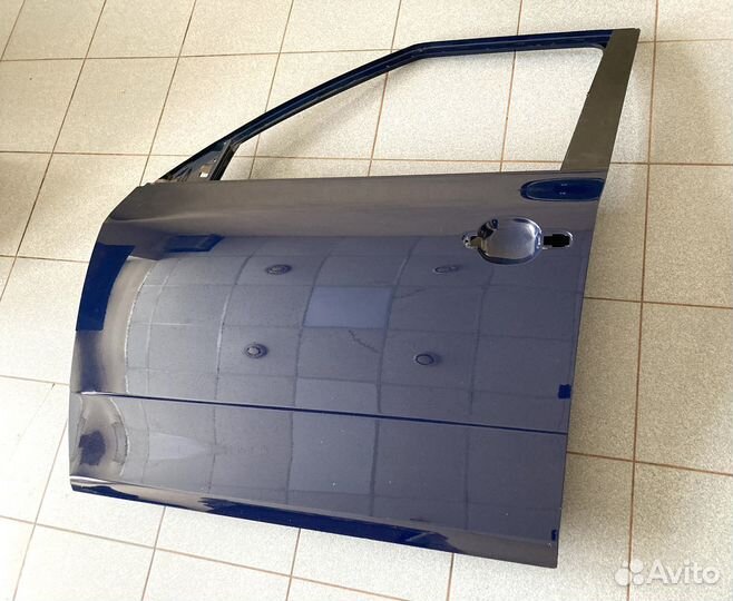 Дверь передняя левая Skoda Fabia 2010-2015