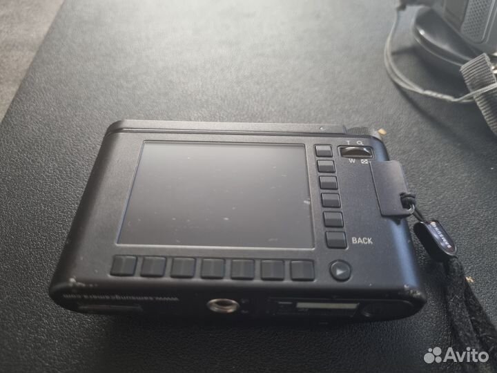 Компактный фотоаппарат Samsung Nv10