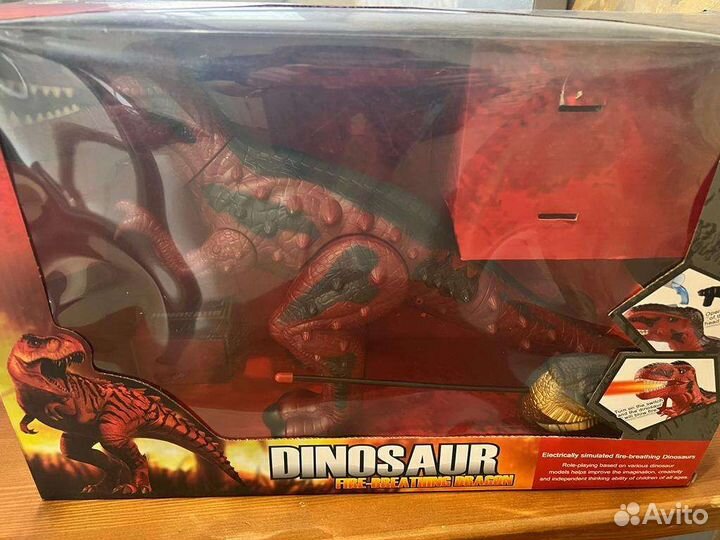 Динозавр с пультом и функцией огня
