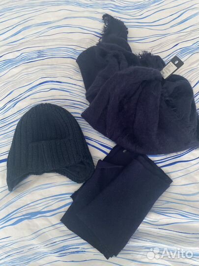 Шапка мужская и шарфы