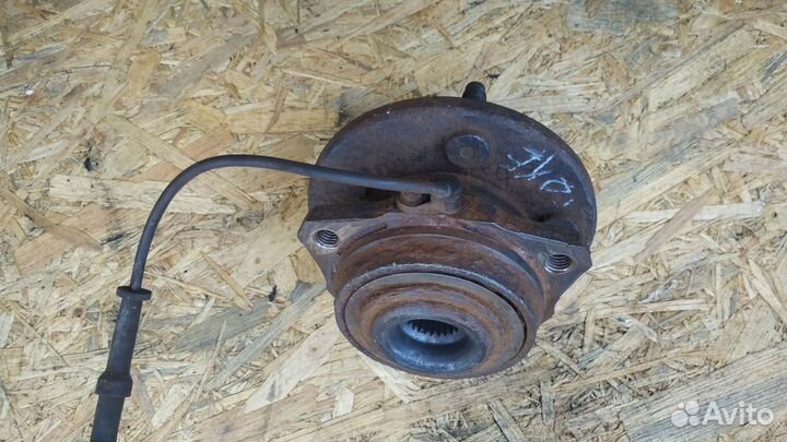 Ступица передняя Jeep Cherokee KJ 2006