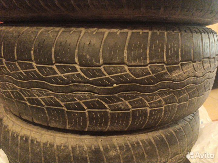 Bridgestone Dueler A/T 225/70 R16