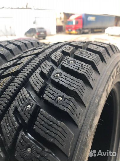 Marshal I'Zen KW22 225/55 R17 101T