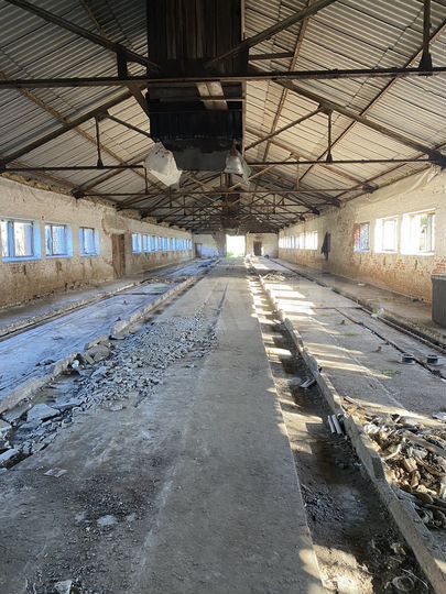 Помещение свободного назначения, 900 м²