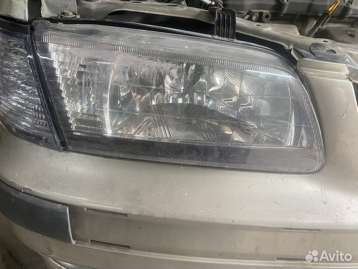 Продам фары ниссан санни fb 15