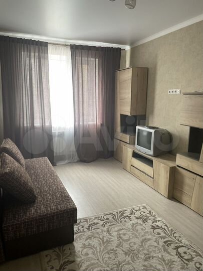 1-к. квартира, 35 м², 13/18 эт.