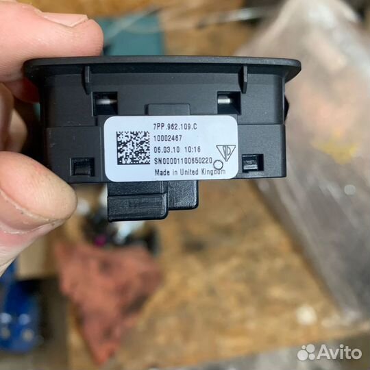 Кнопка porsche cayenne 958