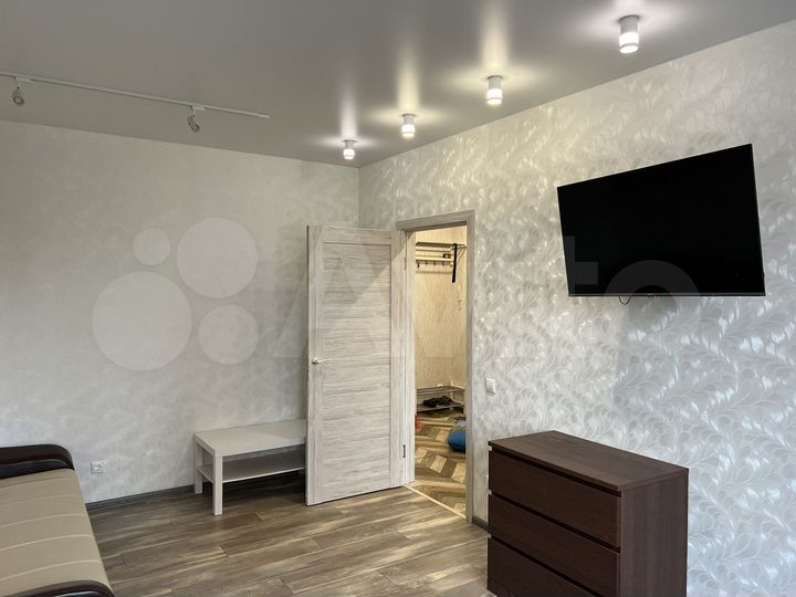 2-к. квартира, 58 м², 4/16 эт.