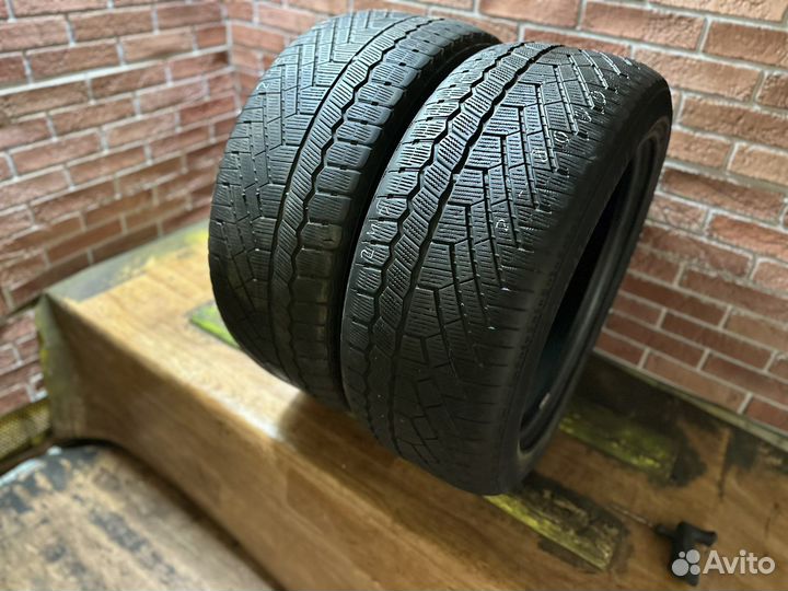 Continental ContiVikingContact 5 245/50 R18 104T