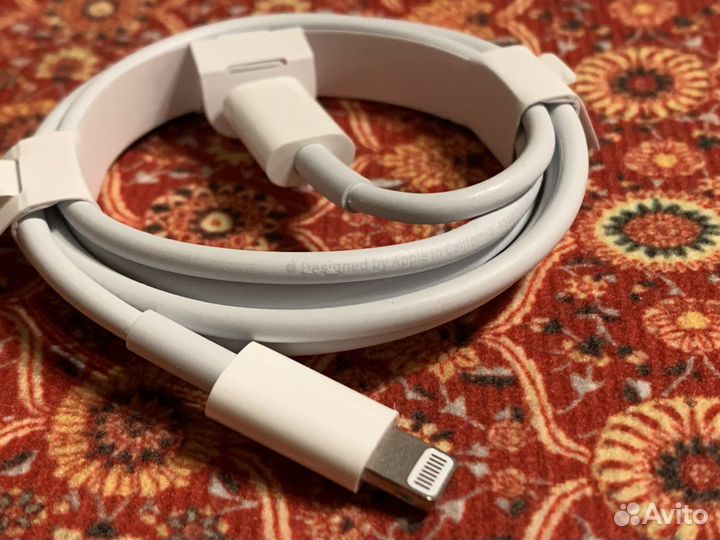 Новая оригинальная зарядка iPhone Type-C